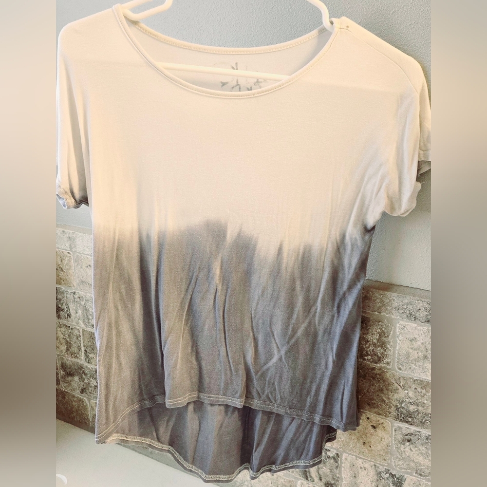 Cha Sor Gradient shirt size small